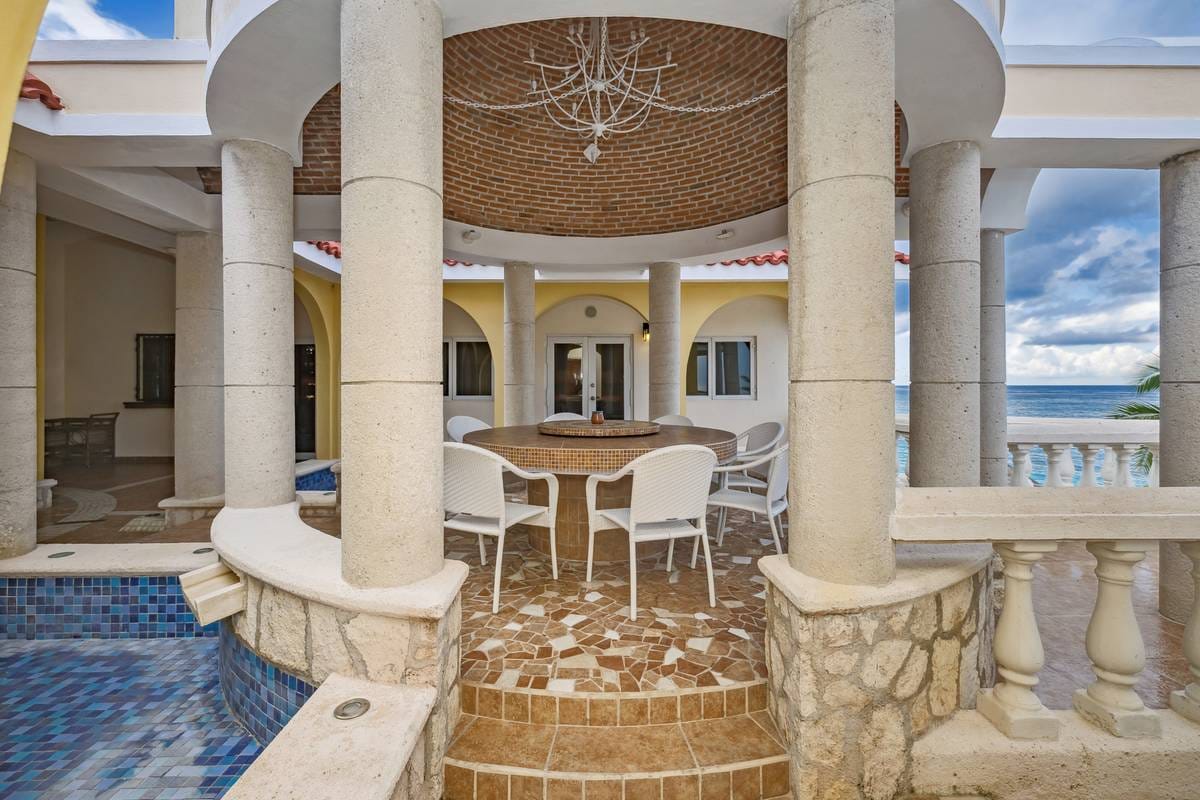Caballos Del Mar — the arched pool patio